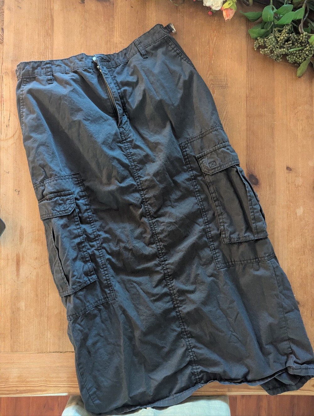 Wild Fable Black Cargo Midi Skirt Y2K Utility Streetwear Size Small